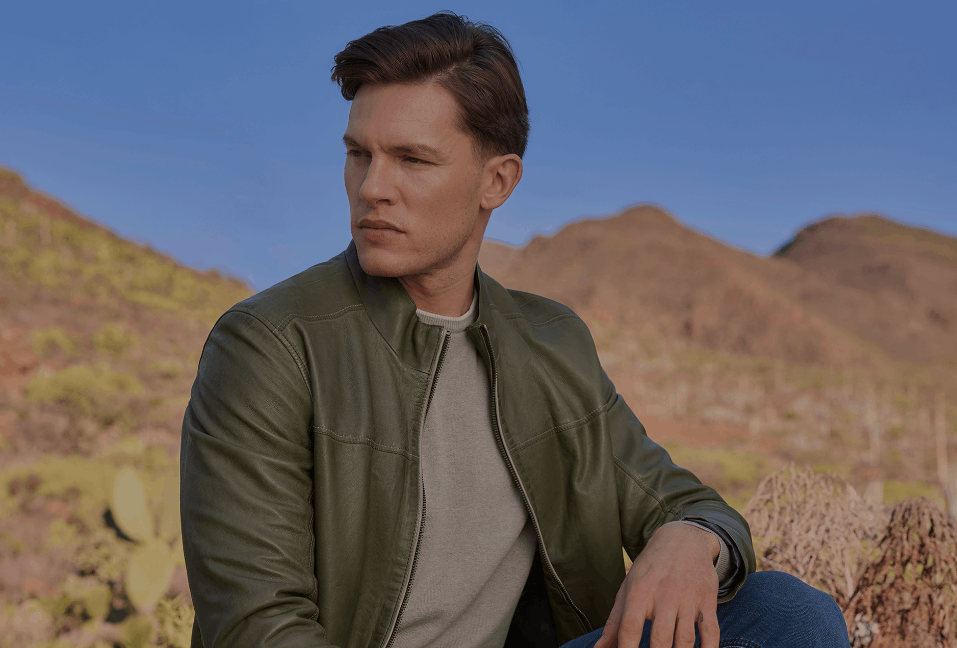 Quoi porter avec un manteau de cuir pour hommes?