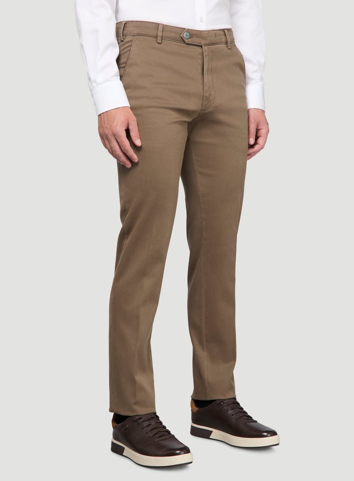 #TAUPE