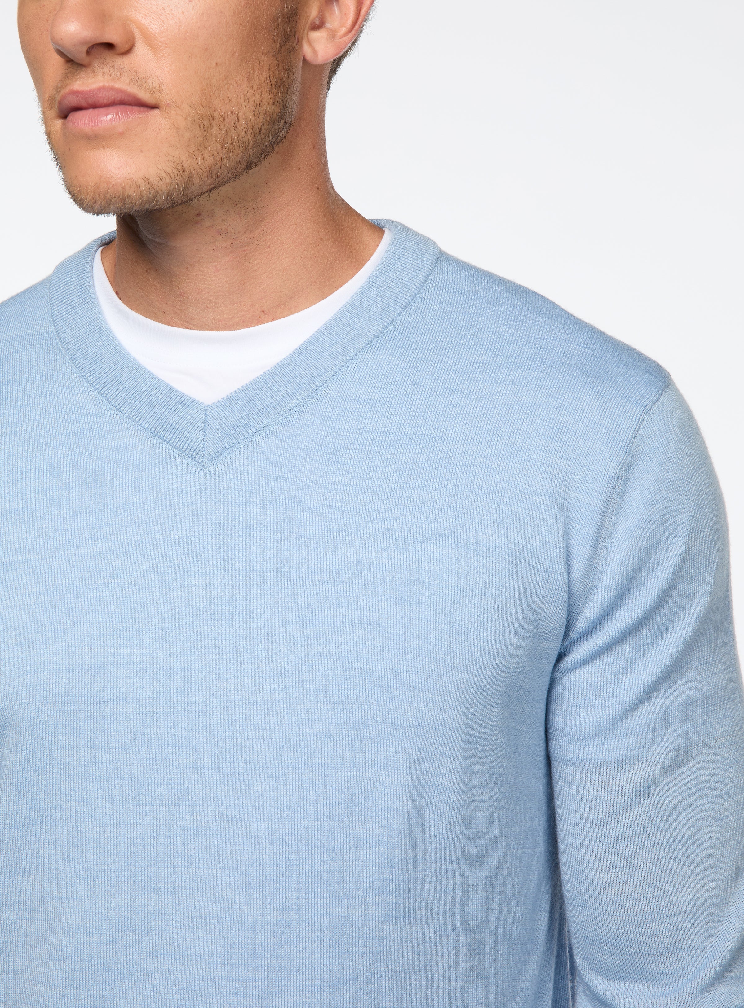 #BLEUPALE#LIGHTSKYBLUE