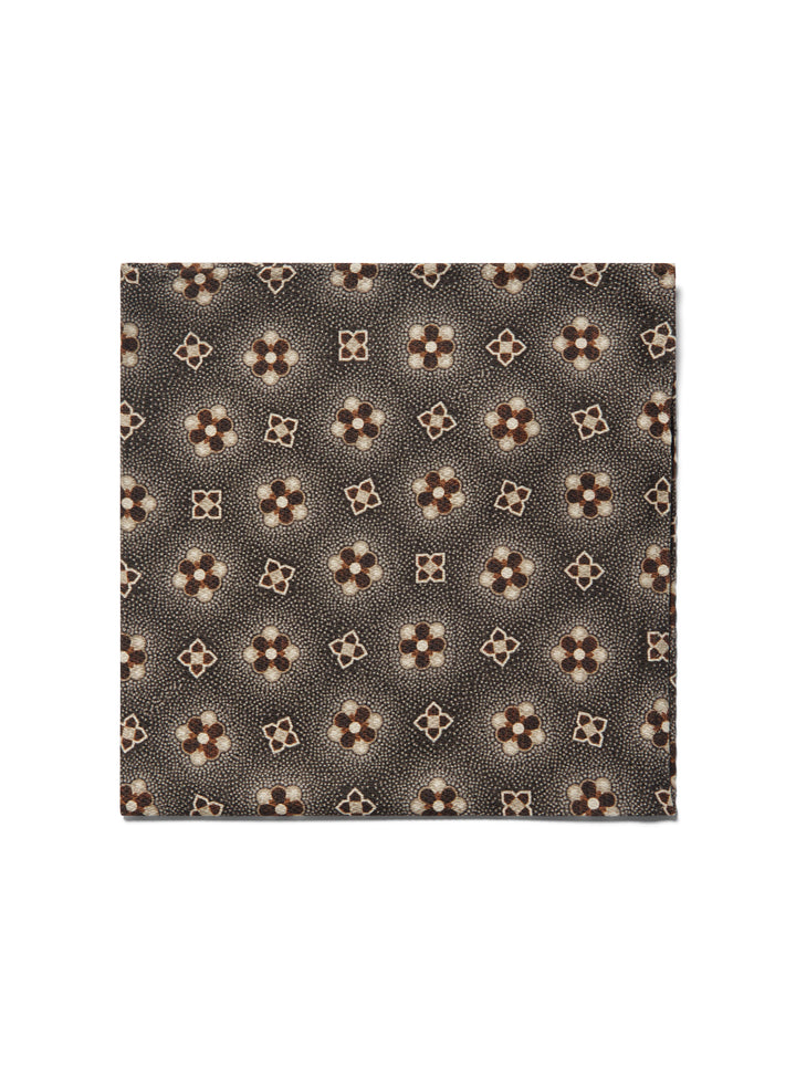 #BRUN#BROWN