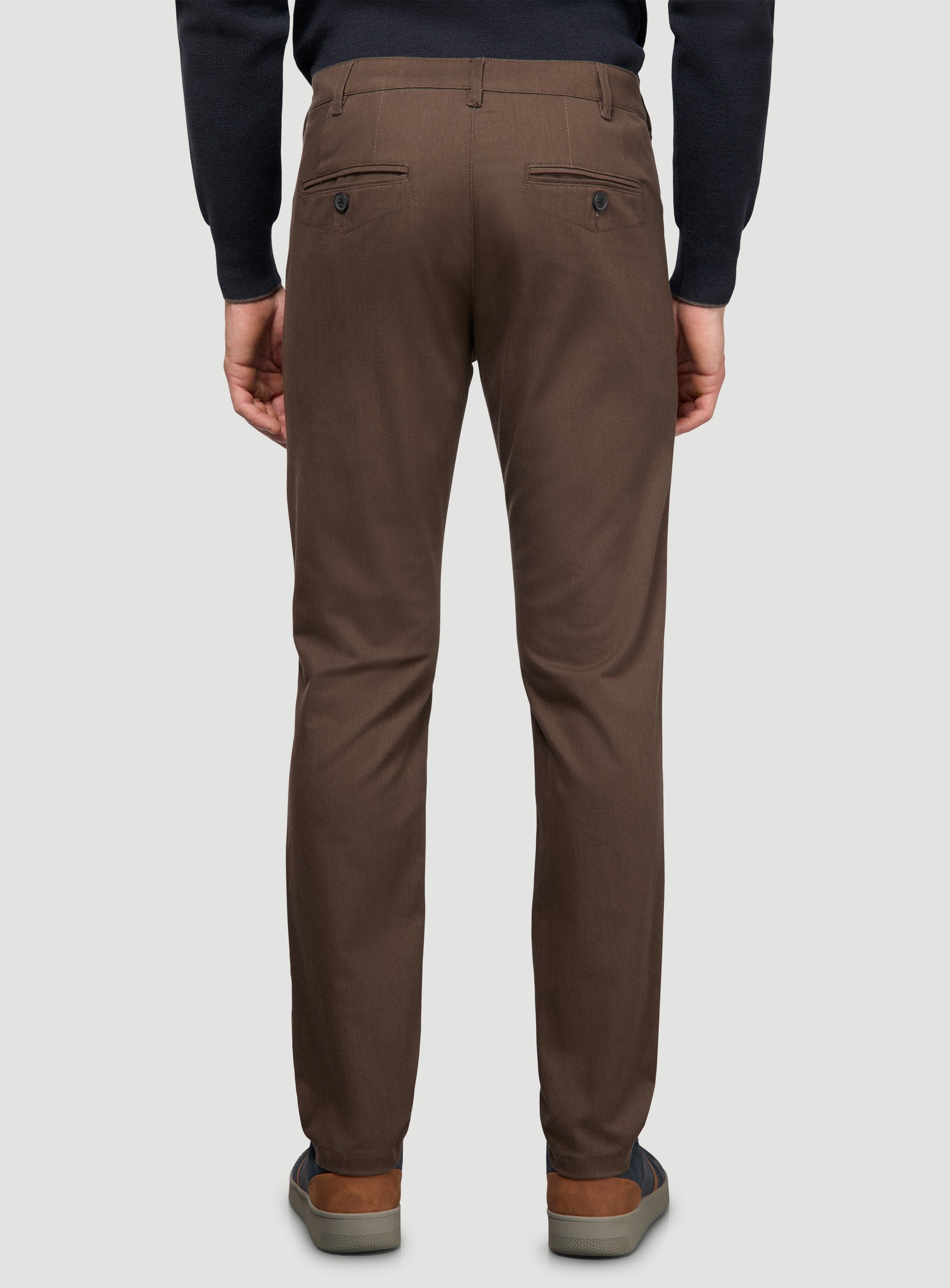 #BRUN#BROWN