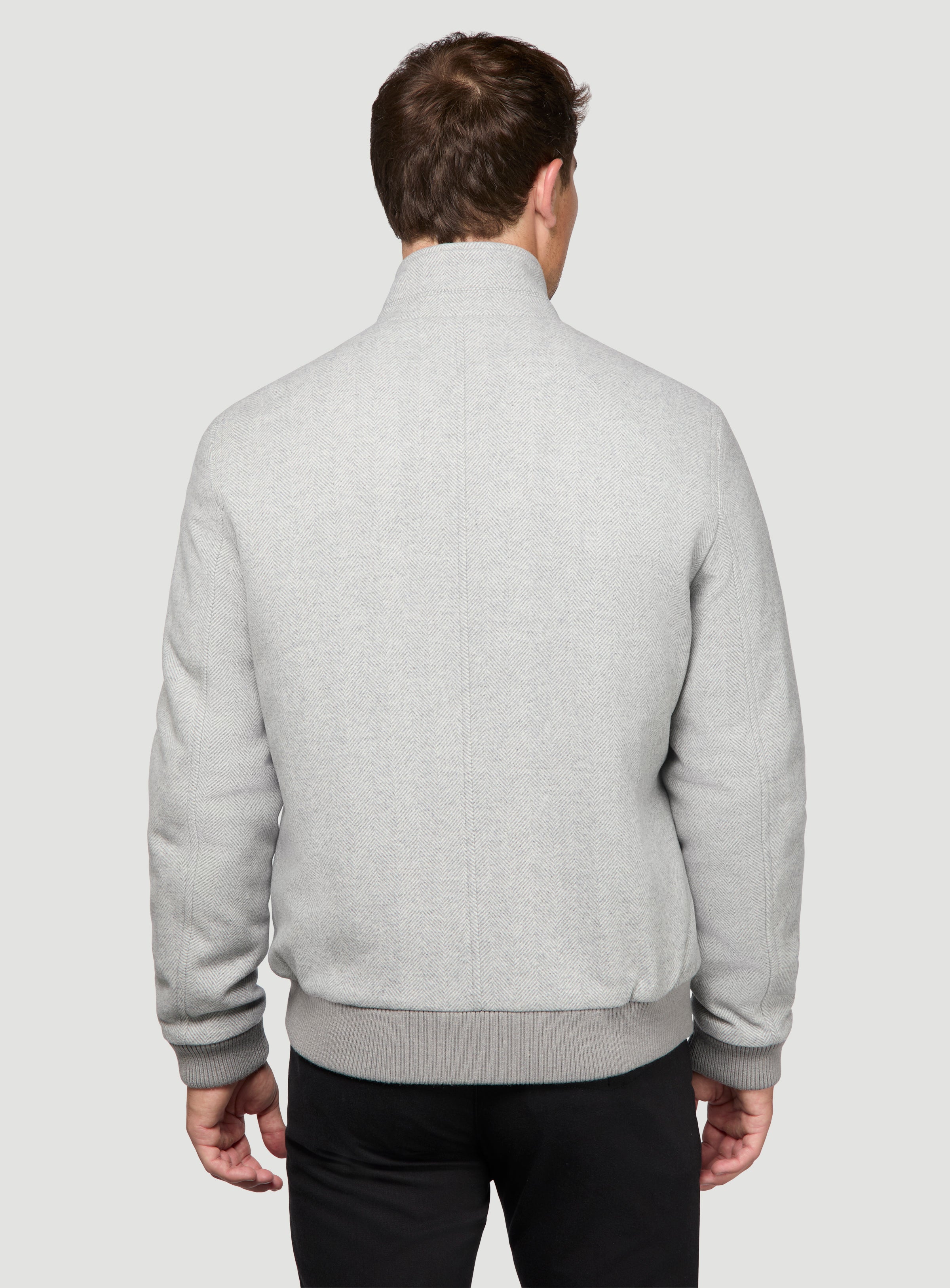 #GRISPALE#LIGHTGREY