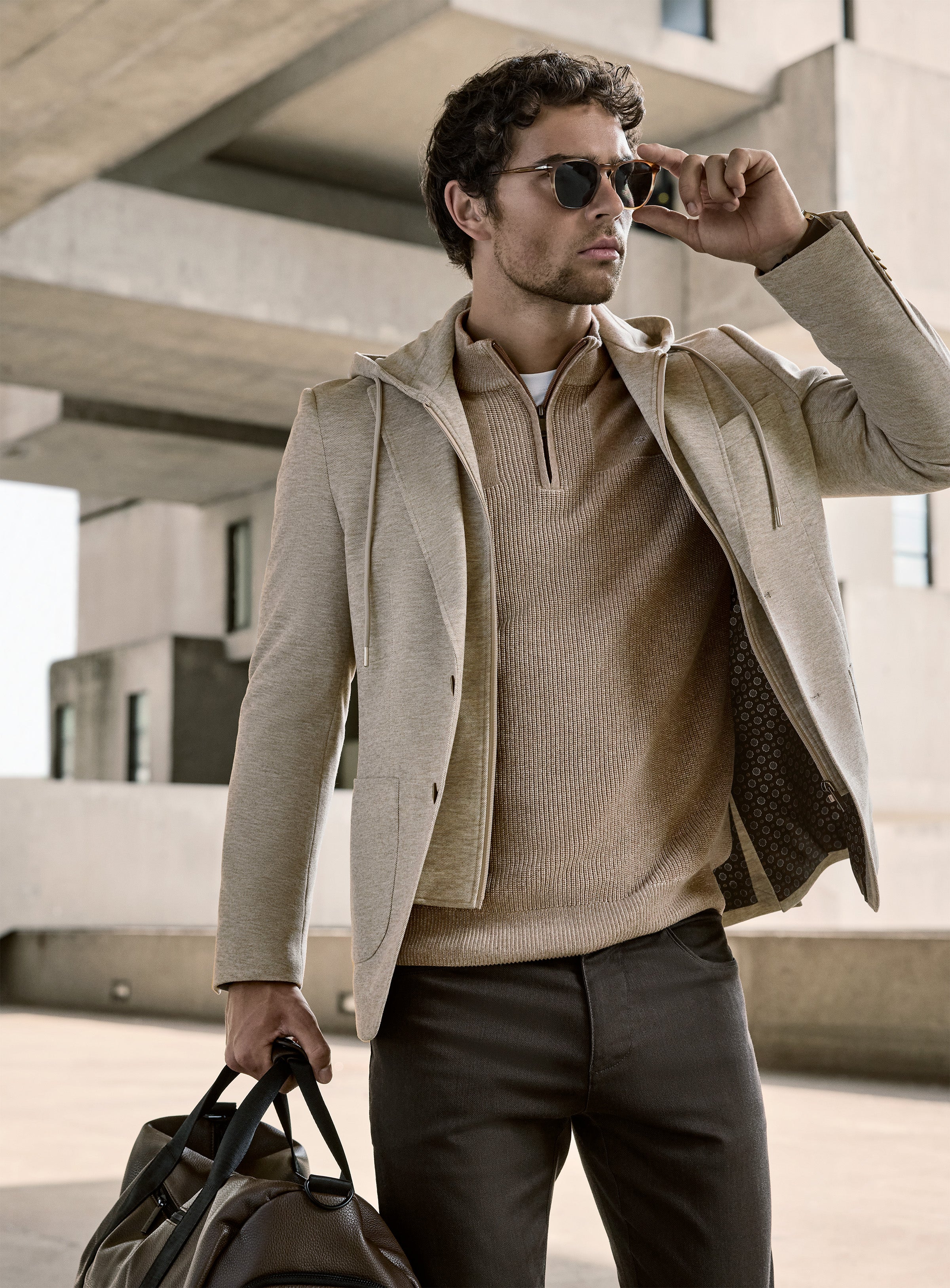 #BEIGE
