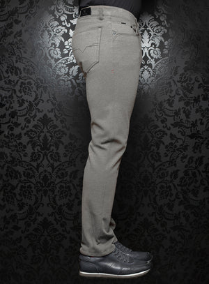 #GRISPALE#LIGHTGREY
