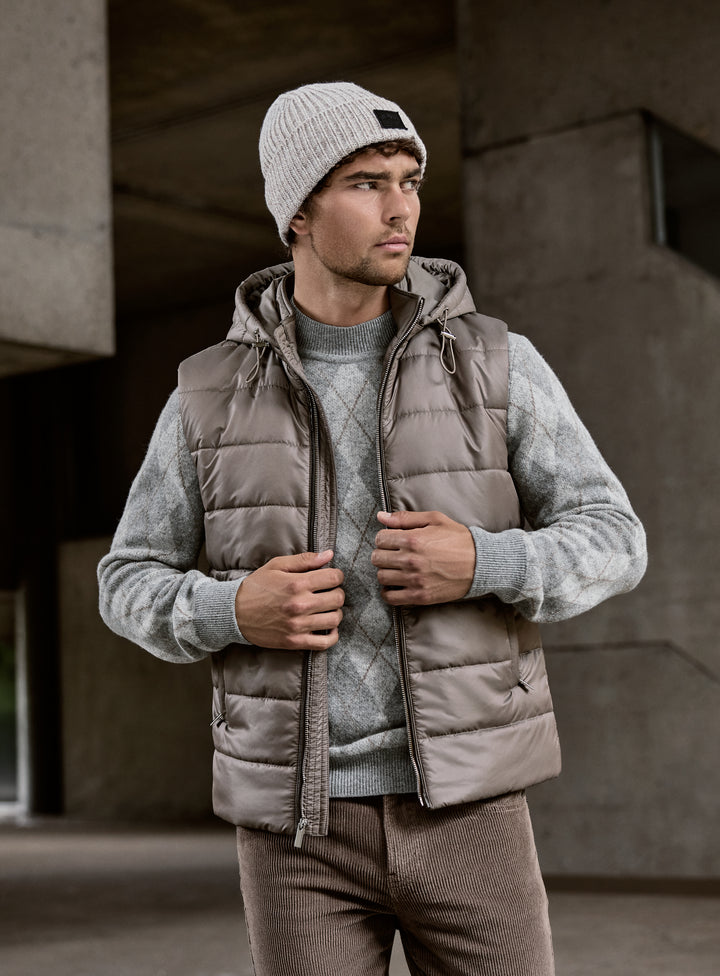 #TAUPE