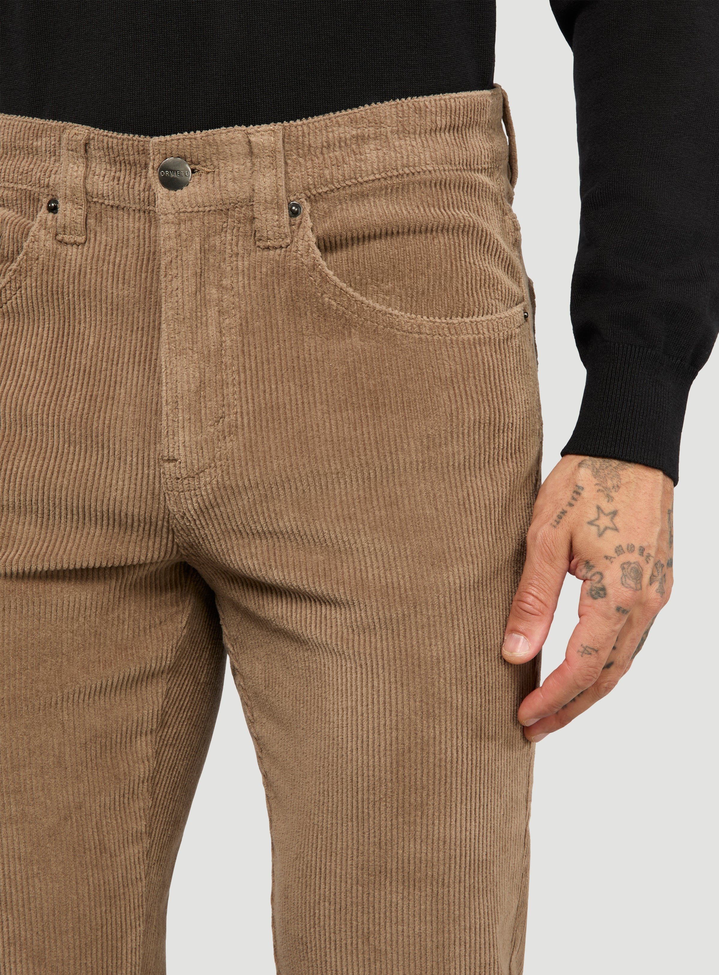 TAUPE