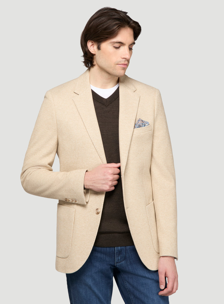 #BEIGE