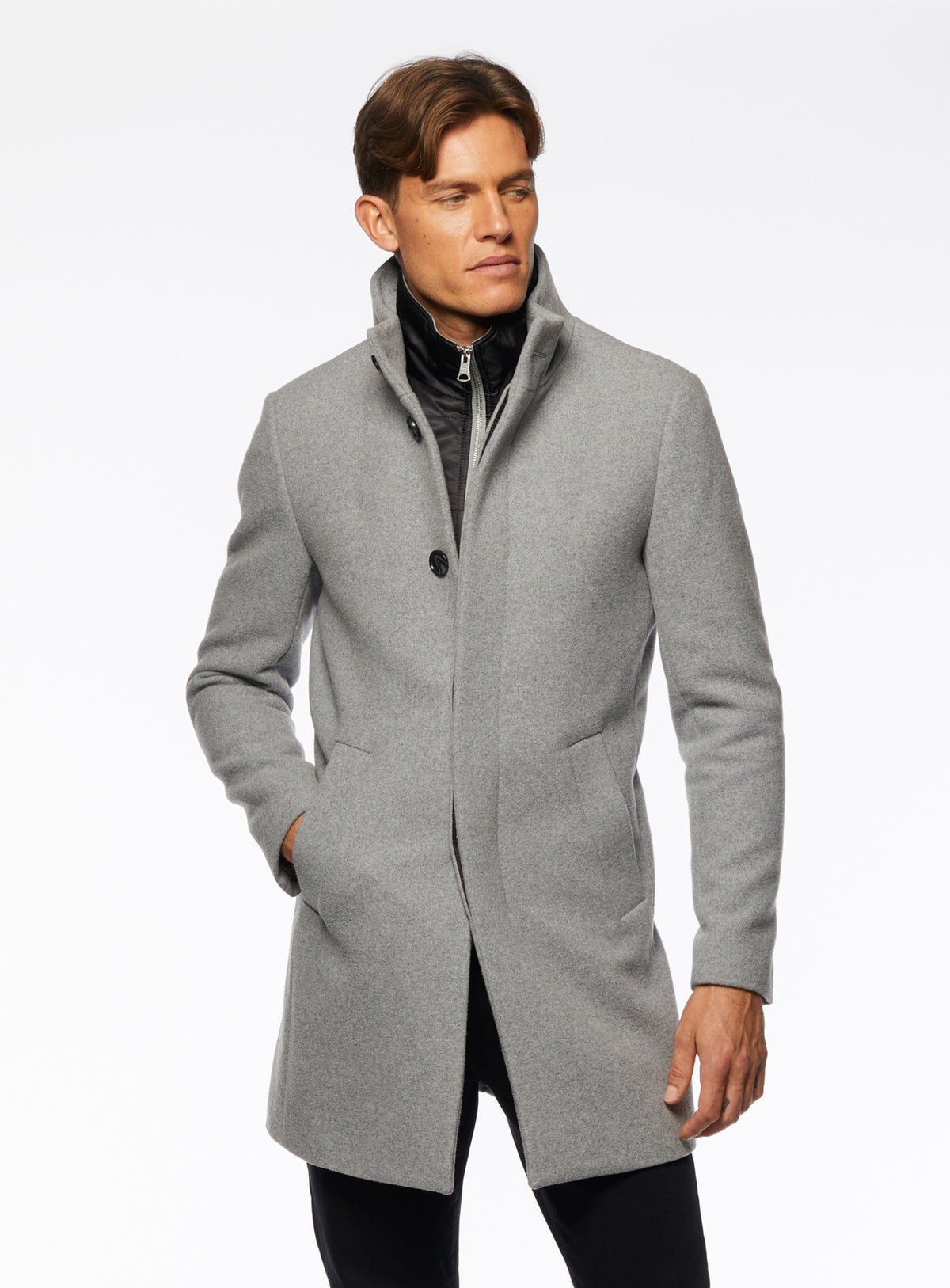 #GRISPALE#LIGHTGREY