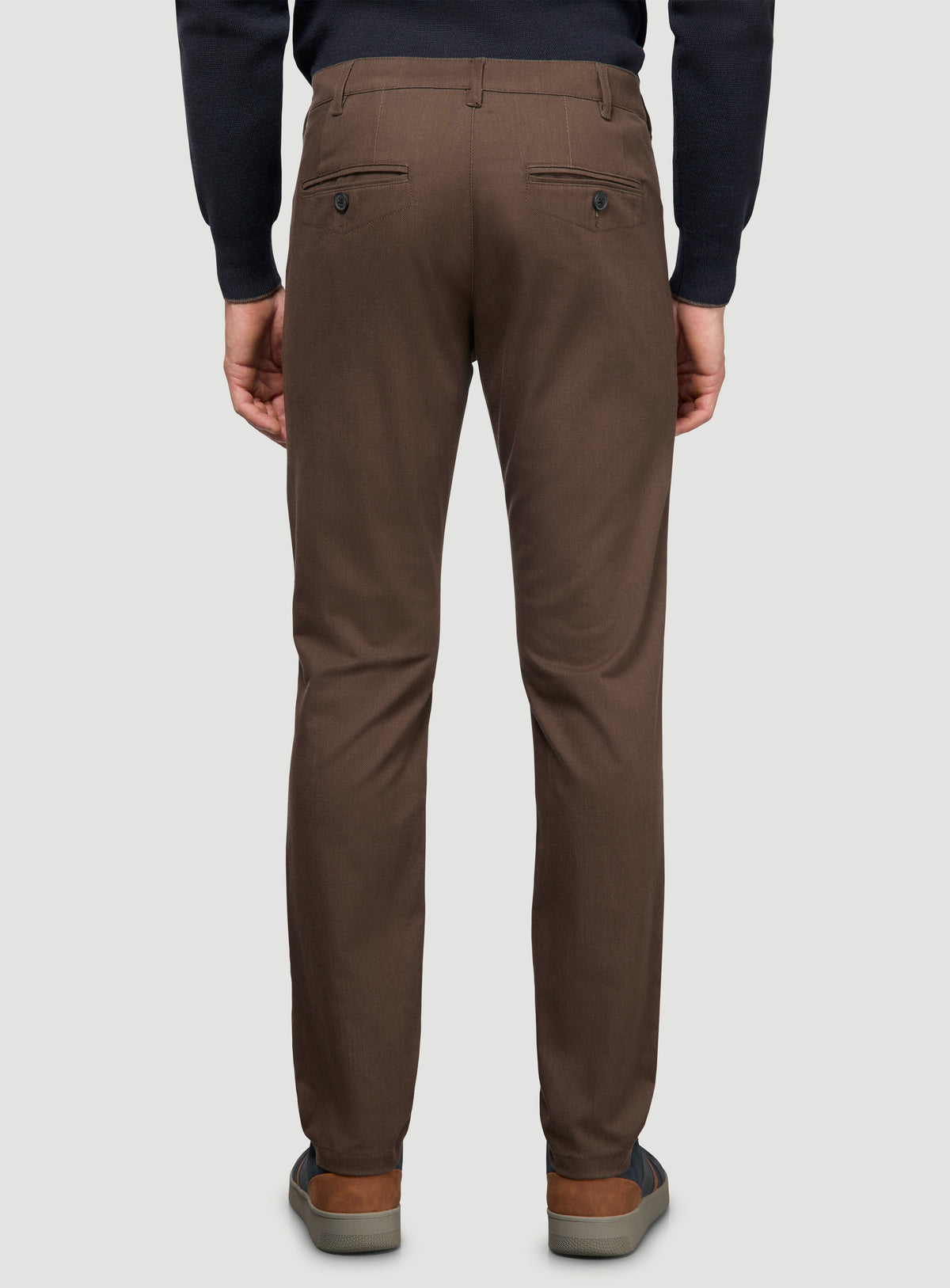 #BRUN#BROWN