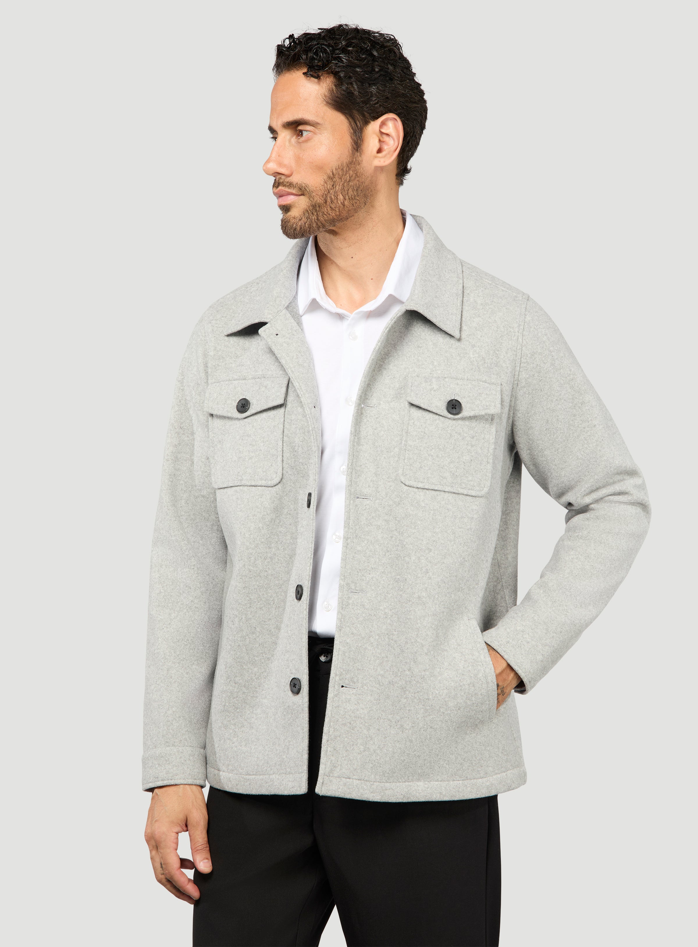 #GRISPALE#LIGHTGREY